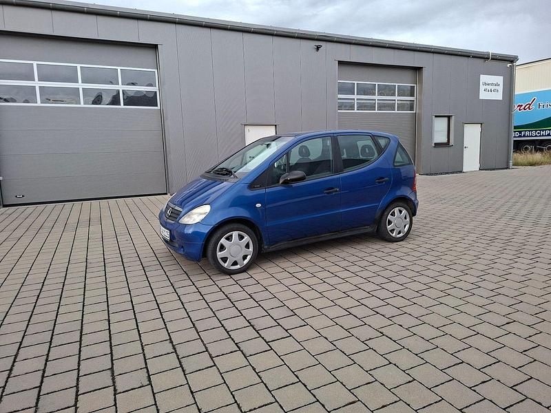 Blau Gebraucht 1999 Mercedes A140 Classic Kleinwagen | 1.490 € (Fairer Preis) - Bild 1/4