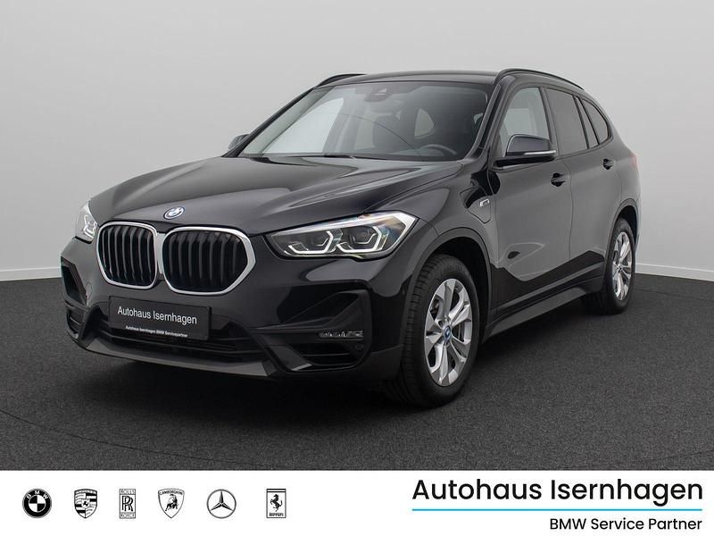Saphirschwarz475schwarz Gebraucht 2022 BMW X1 Performance SUV | 24.499 € (Fairer Preis) - Bild 1/4