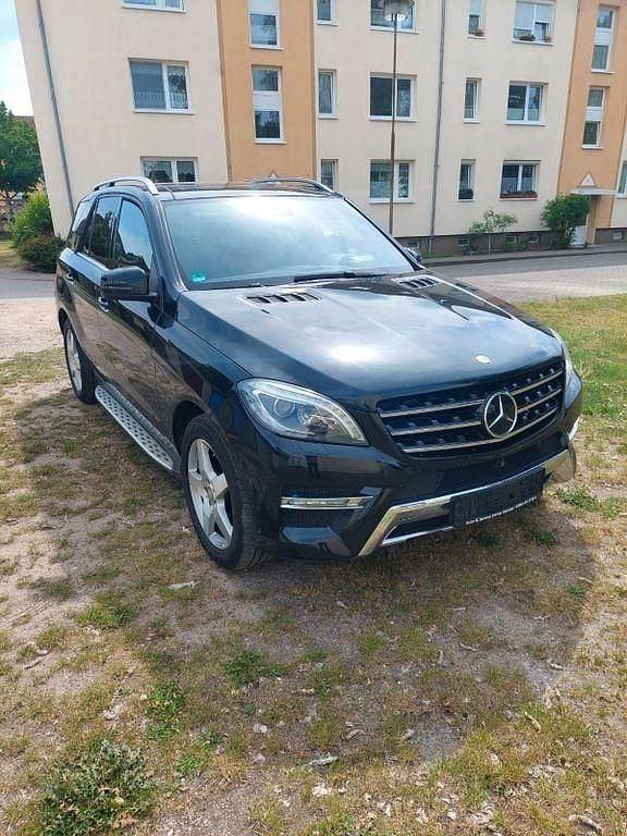 Gebraucht 2015 Mercedes ML350 SUV | 17.500 € (Fairer Preis) - Bild 1/4