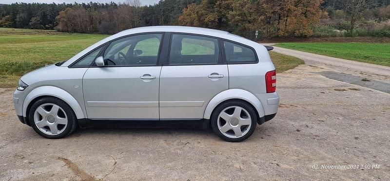 Silber Gebraucht 2002 Audi A2 Sport Kleinwagen | 3.950 € (Fairer Preis) - Bild 1/4