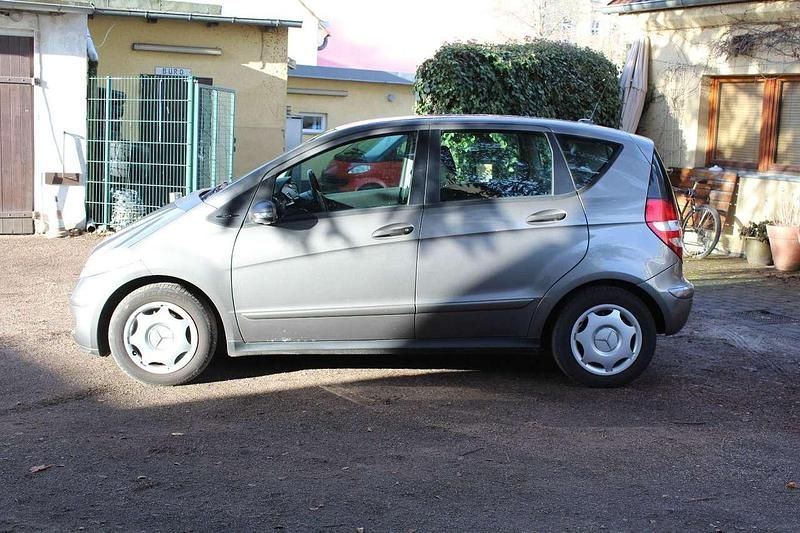 Gebraucht Mercedes A170 116 PS (85 kW) 2005 Grau Kleinwagen