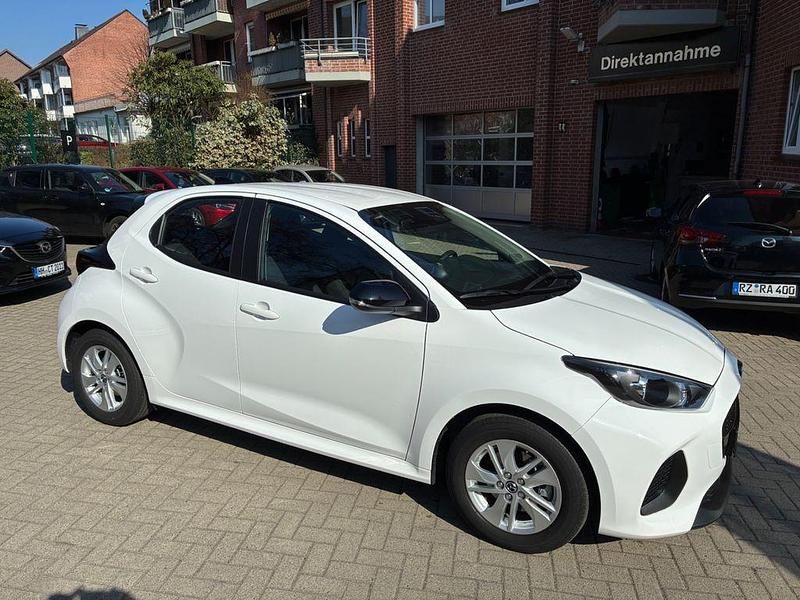 Gebraucht Mazda 2 Center-Line 92 PS (67 kW) 2025 Weiß Kleinwagen