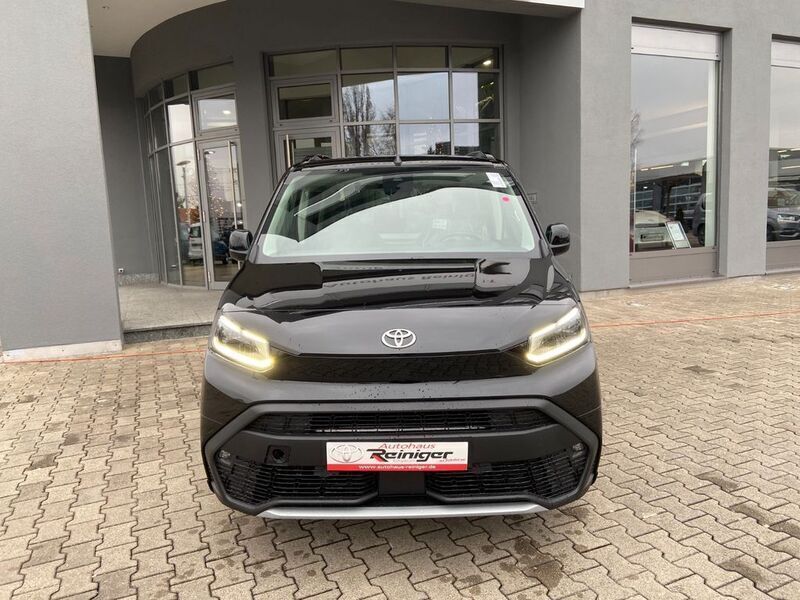 Gebraucht Toyota Proace Verso City 110 PS (80 kW) 2024 Schwarz Kombi