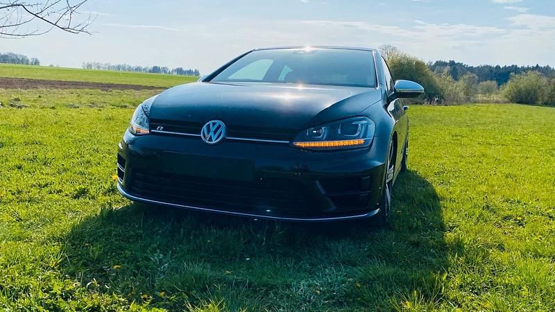 Gebraucht VW Golf VII GTI 370 PS (272 kW) 2015 Schwarz Limousine