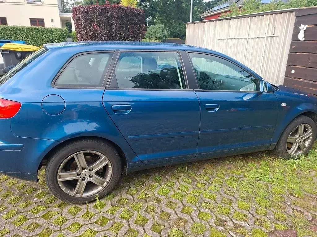 Gebraucht Audi A3 Ambition 116 PS (85 kW) 2006 Blau Kleinwagen