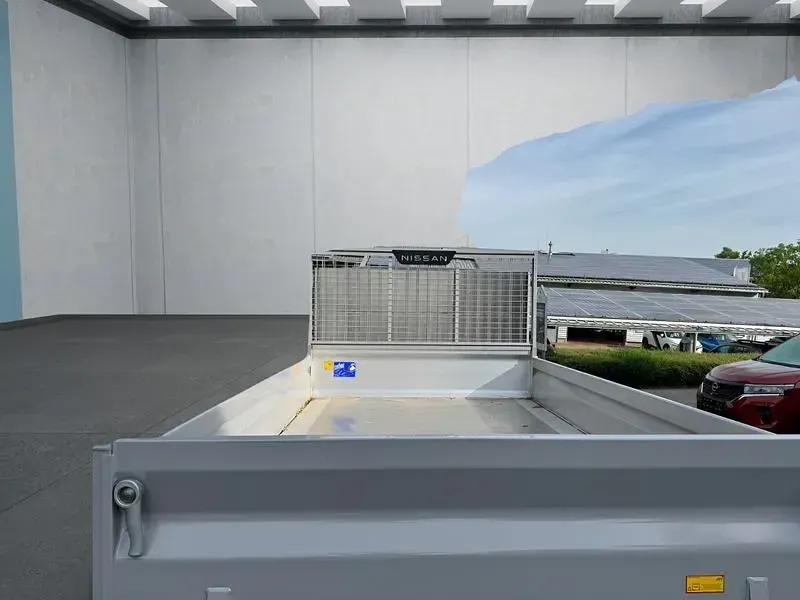 Neu Nissan Interstar 170 PS (125 kW) 2026 Grau Van