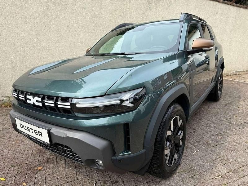 Grün Neu 2025 Dacia Duster Extreme SUV | 29.880 € (Etwas zu teuer) - Bild 1/4