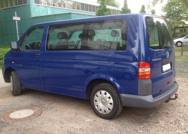 Second-hand VW T5 105 CP (77 kW) 2006 Albastru Van