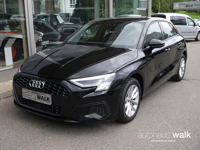 Gebraucht Audi A3 Ambiente 150 PS (110 kW) 2022