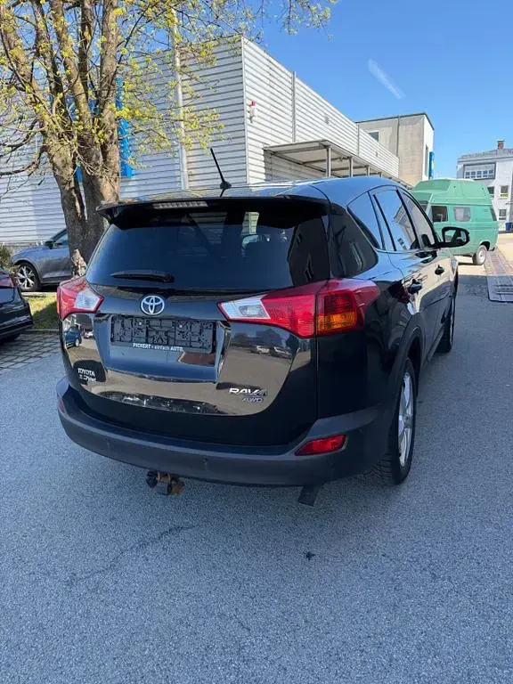 Gebraucht Toyota RAV4 Executive 150 PS (110 kW) 2013 Schwarz SUV