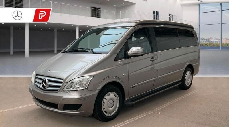 Silber Gebraucht 2011 Mercedes Viano Van / Kleinbus | 27.990 € - Bild 1/4