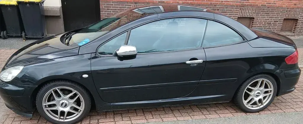 Gebraucht Peugeot 307 CC Tendance 136 PS (100 kW) 2005 Schwarz Cabrio