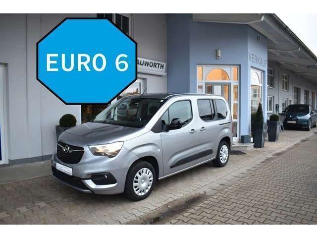 Gebraucht Opel Combo Elegance 131 PS (96 kW) 2022 Andere farbe Van / Kleinbus