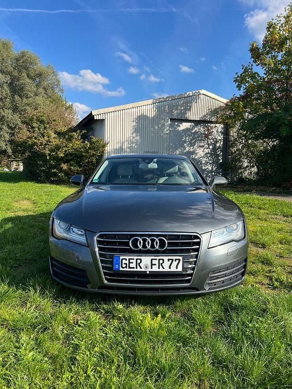 Grau Gebraucht 2013 Audi A7 Sportback Ambiente Kleinwagen | 19.500 € (Fairer Preis) - Bild 1/4