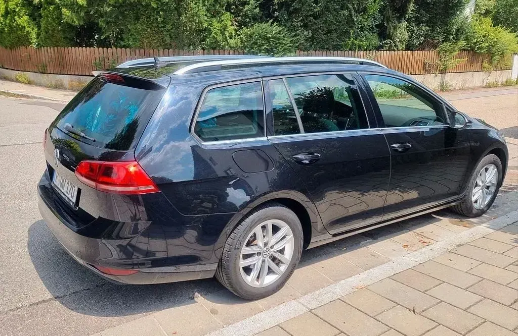Gebraucht VW Golf VII Comfortline 122 PS (89 kW) 2014 Schwarz Kombi