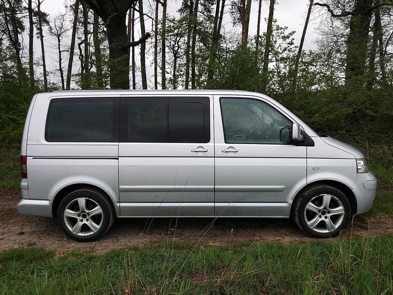 Usata VW T5 131 CV (96 kW) 2004 Argento Furgone
