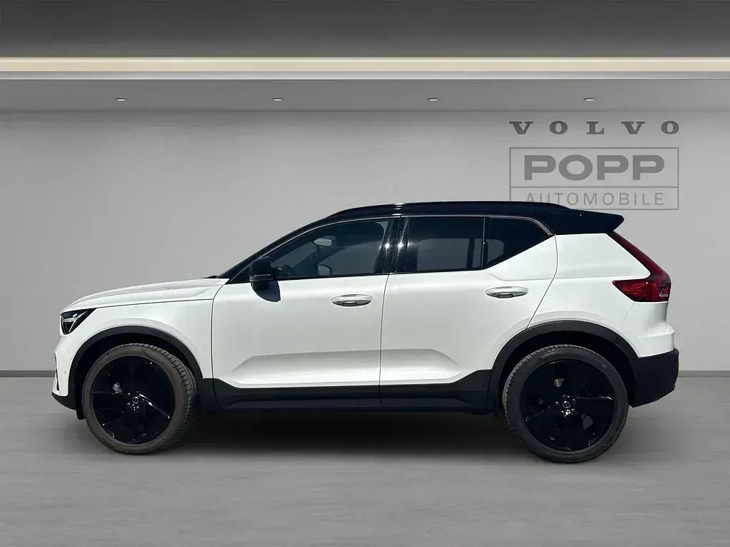 Gebraucht Volvo XC40 Ultra 197 PS (144 kW) 2025 Crystal white SUV