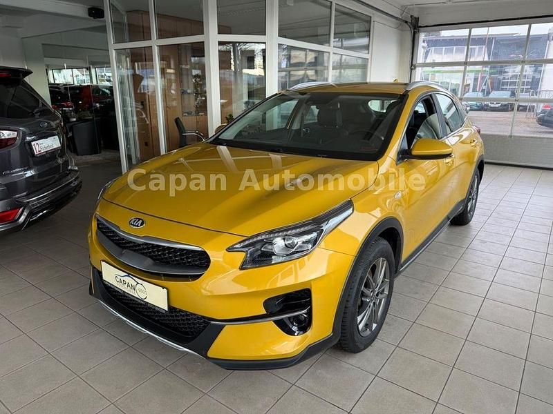 Gebraucht Kia XCeed Vision 136 PS (100 kW) 2020 Gelb SUV