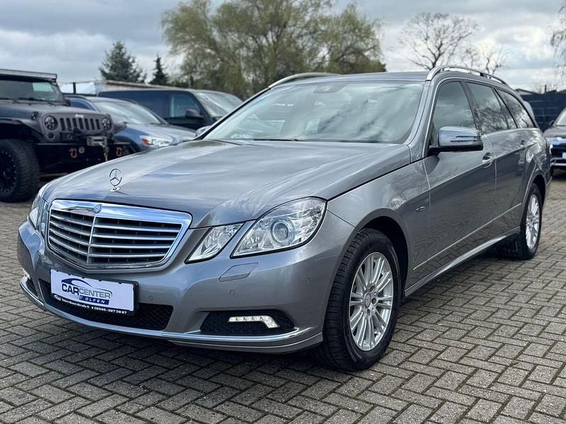 Gebraucht Mercedes E350 231 PS (169 kW) 2010 Silber Kombi