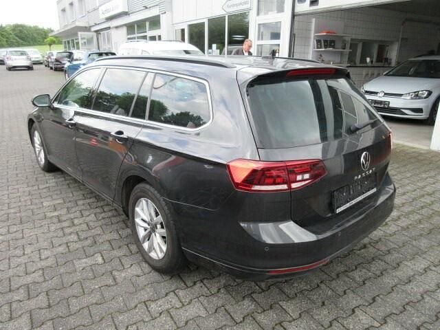Gebraucht VW Passat Business 150 PS (110 kW) 2021 Grau Kombi