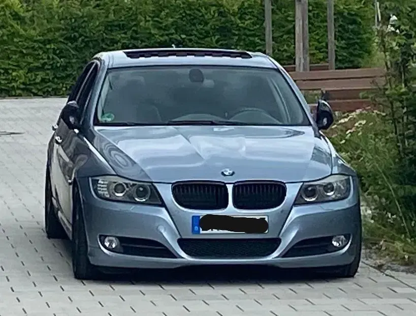 Gebraucht BMW 320 Performance 170 PS (125 kW) 2009 Blau Limousine