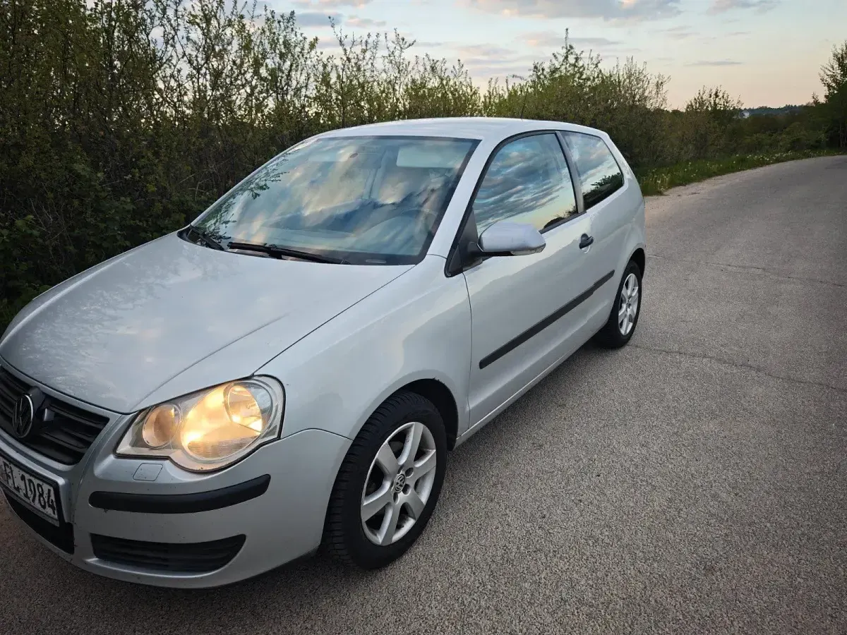 Usata VW Polo 69 CV (50 kW) 2007 Argento Utilitaria