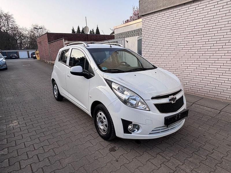 Gebraucht Chevrolet Spark LS 82 PS (60 kW) 2012 Weiß Kleinwagen