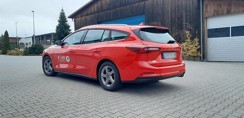 Second-hand Ford Focus 116 CP (85 kW) 2025 Roșu Break