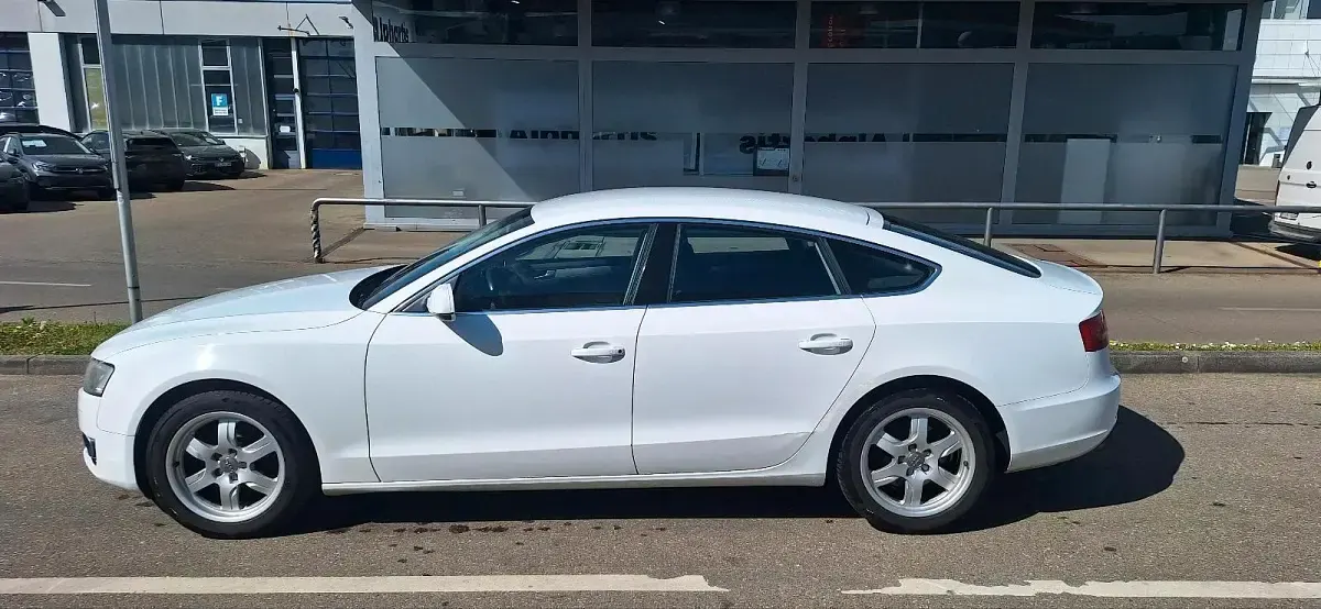 Gebraucht Audi A5 Sportback 179 PS (131 kW) 2011 Weiß Kleinwagen