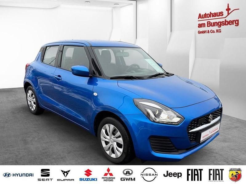 Gebraucht Suzuki Swift Club 83 PS (61 kW) 2024 Blau Kleinwagen