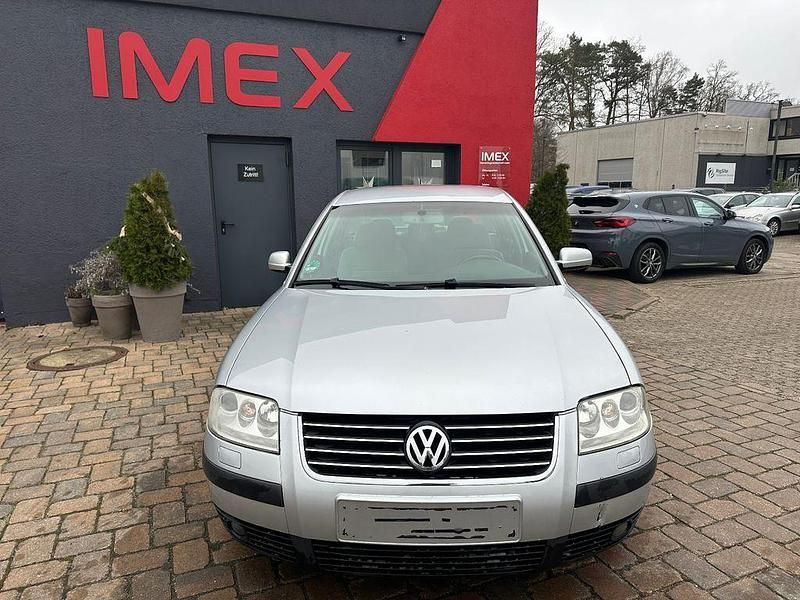 Gebraucht VW Passat Comfortline 150 PS (110 kW) 2003 Silber Limousine