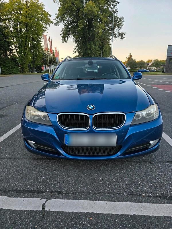 Gebraucht 2008 BMW 320 Kombi | 2.800 € (Etwas zu teuer) - Bild 1/4
