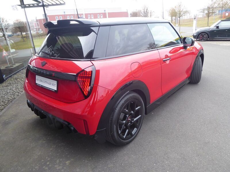 Gebraucht Mini Cooper S 204 PS (150 kW) 2024 Rot Kleinwagen