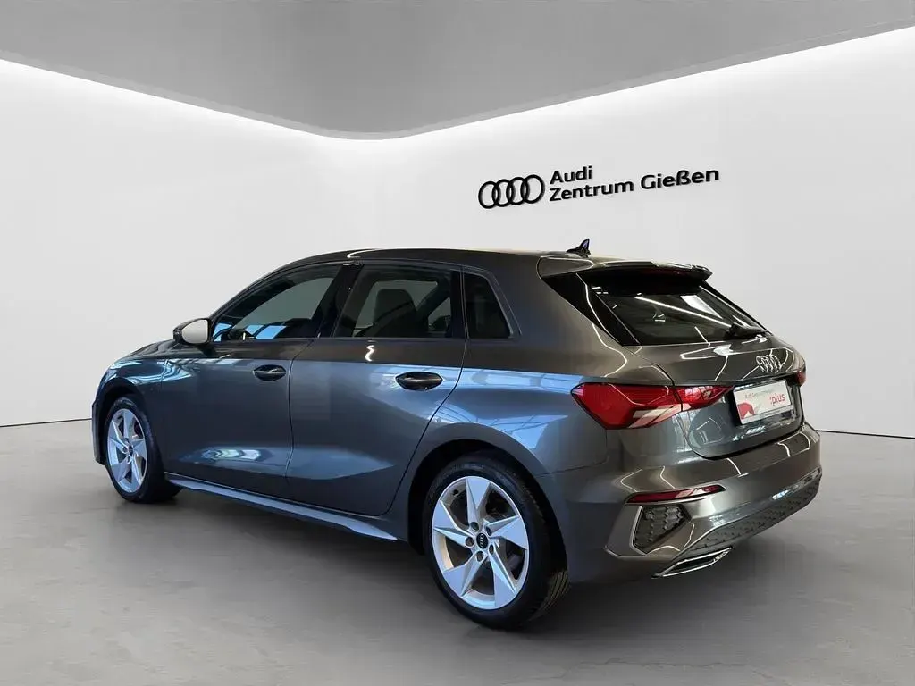 Usata Audi A3 S-Line 116 CV (85 kW) 2023 Grigio Berlina