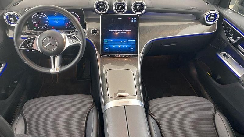 Schwarz Gebraucht 2022 Mercedes GLC220 Advanced SUV | 45.900 € (Superpreis) - Bild 1/4