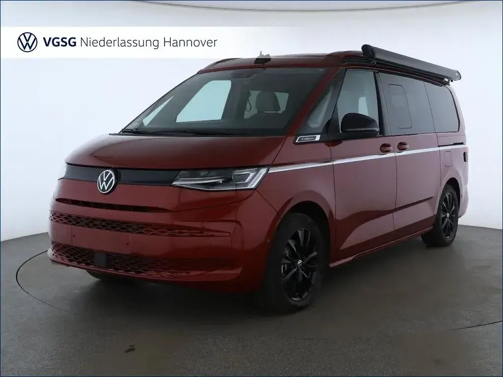 Gebraucht VW California Beach 177 PS (130 kW) 2025 Rot Van