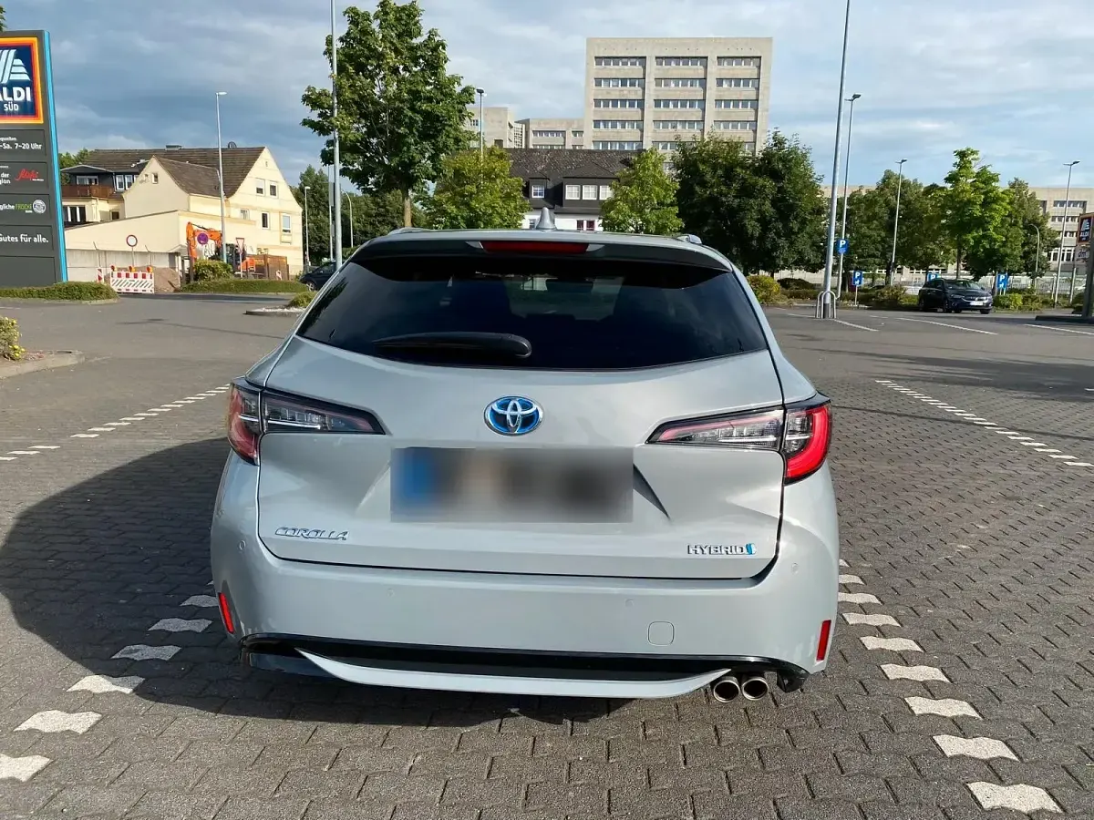 Gebraucht Toyota Corolla 184 PS (135 kW) 2020 Grau Kombi