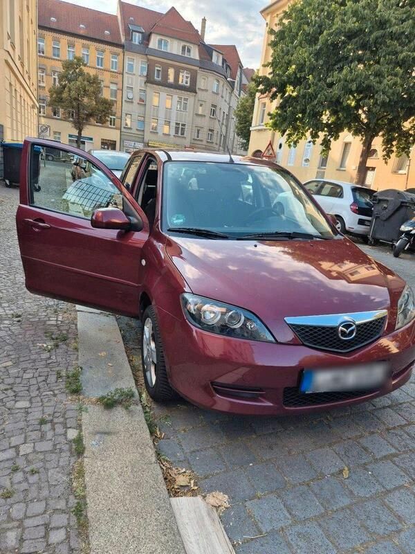 Andere außenfarben Gebraucht 2007 Mazda 2 Active Limousine | 1.900 € (Guter Preis) - Bild 1/4