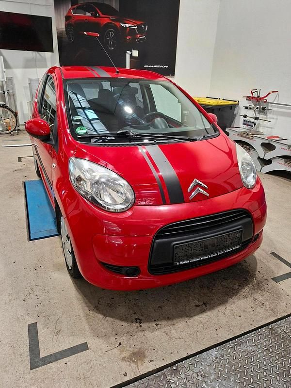 Gebraucht Citroën C1 69 PS (50 kW) 2009 Rot Kleinwagen
