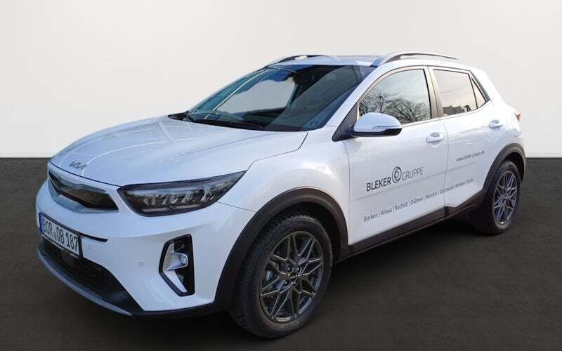 Weiß Gebraucht 2025 Kia Stonic Edition 7 SUV | 23.180 € (Fairer Preis) - Bild 1/4