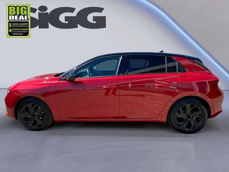 Gebraucht Opel Astra 131 PS (96 kW) 2024 Lackierung peperoncino red/typ Limousine