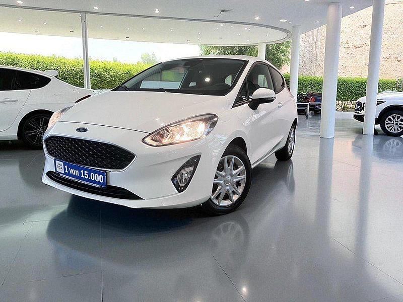 Weiß Gebraucht 2018 Ford Fiesta Cool & Connect Kleinwagen | 10.950 € (Fairer Preis) - Bild 1/4