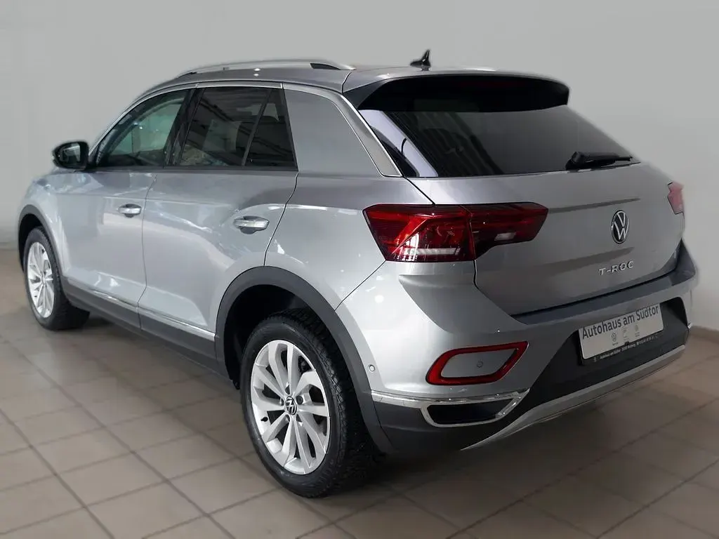 Gebraucht VW T-Roc Style 150 PS (110 kW) 2023 Silber SUV