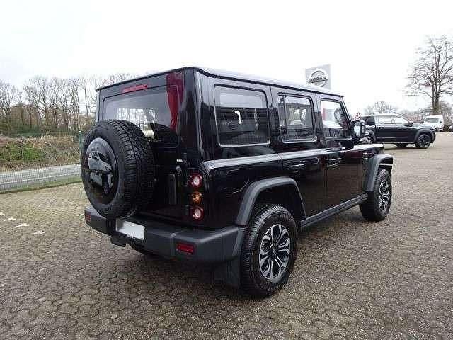 Neu BAW 212 166 PS (122 kW) 2026 Schwarz metallic