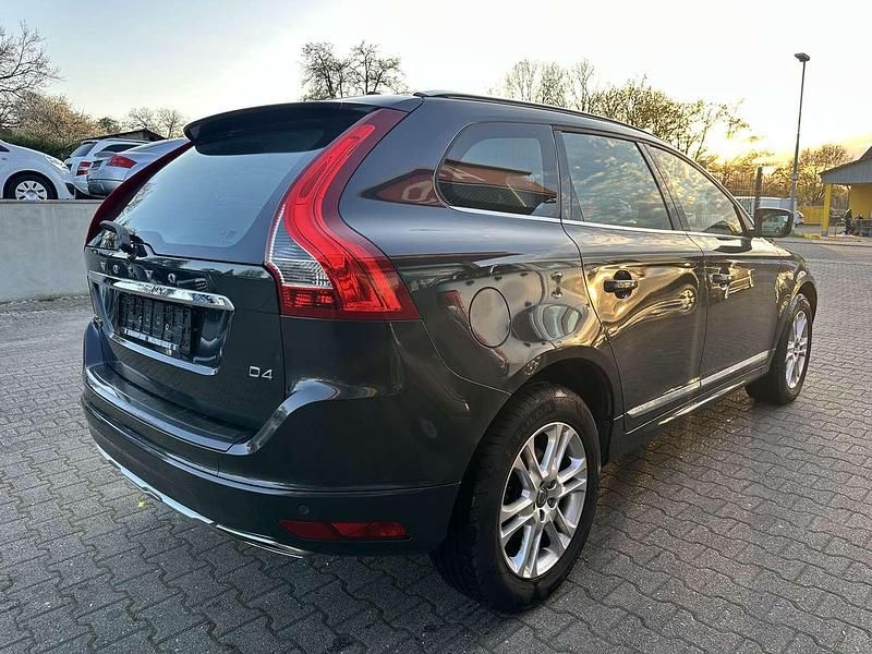 Gebraucht Volvo XC60 Business Edition 181 PS (133 kW) 2014 Savile grey / metallic SUV