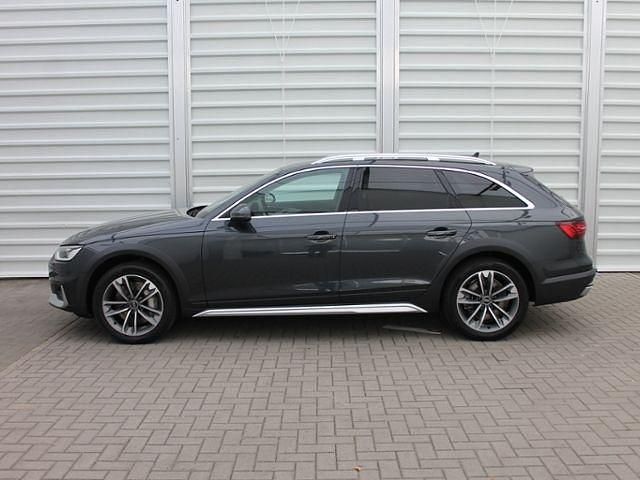 Gebraucht Audi A4 Ambiente 286 PS (210 kW) 2022 Grau Limousine
