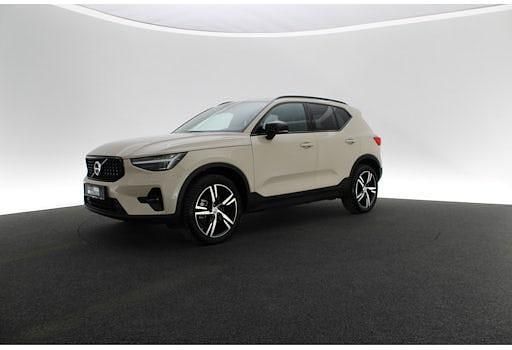 Gebraucht Volvo XC40 Plus 163 PS (119 kW) 2025 Beige SUV