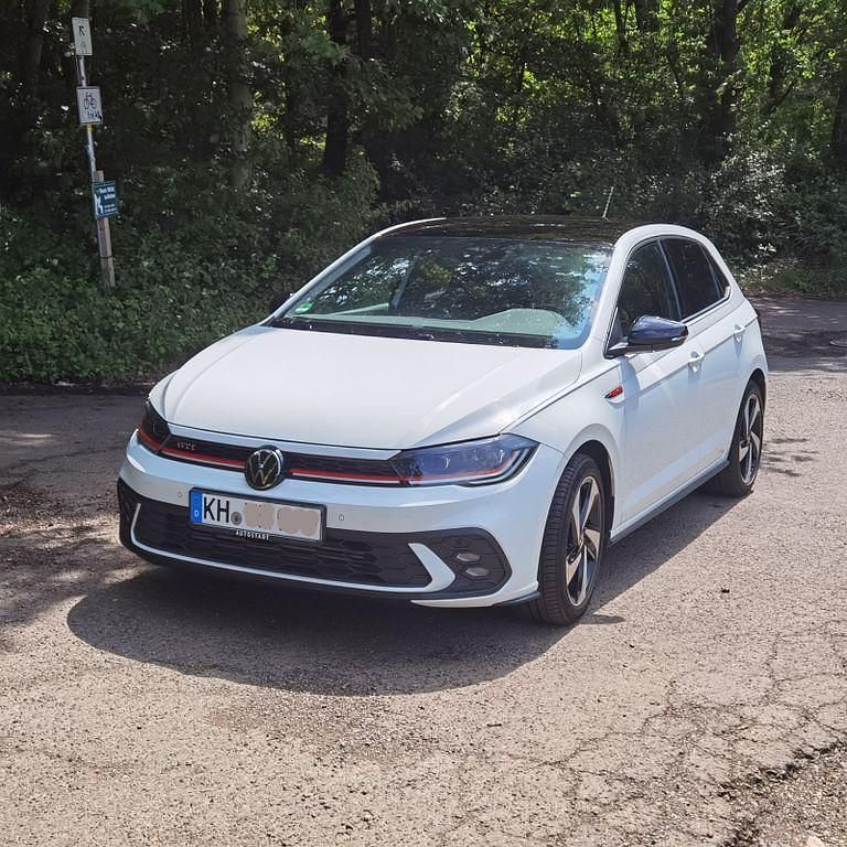 Weiß Gebraucht 2023 VW Polo GTI Limousine | 19.900 € (Guter Preis) - Bild 1/4