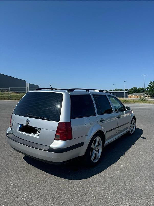Gebraucht VW Golf IV 69 PS (50 kW) 2002 Silber Kombi