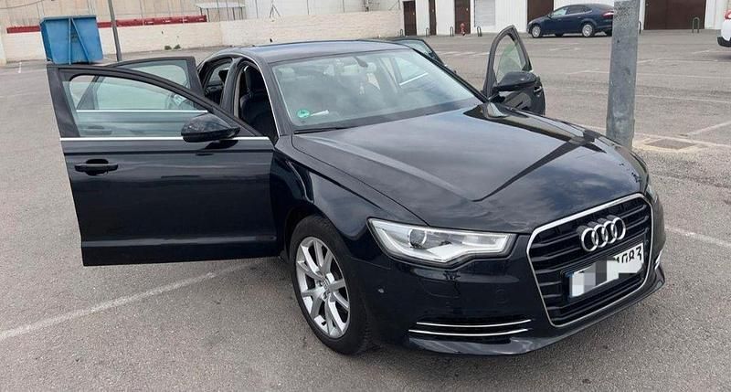 Gebraucht Audi A6 Ambiente 177 PS (130 kW) 2014 Schwarz Kombi